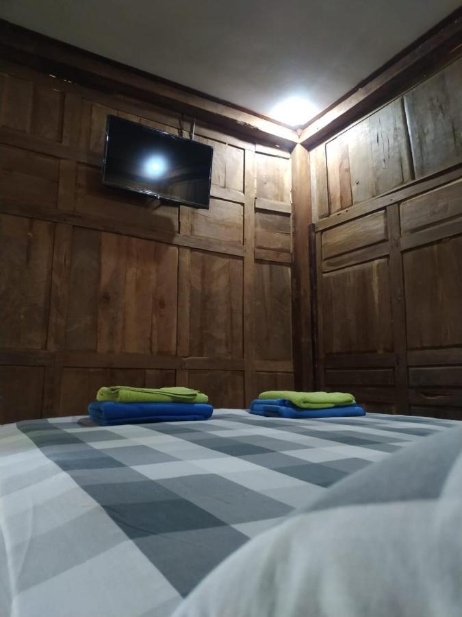 Hotel Omah Kayu Jagalan Magelang Exterior foto