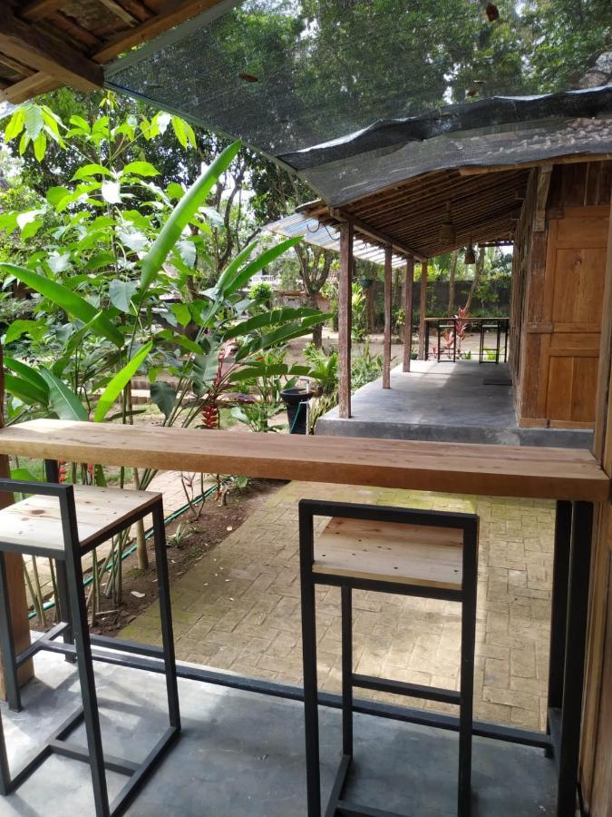 Hotel Omah Kayu Jagalan Magelang Exterior foto